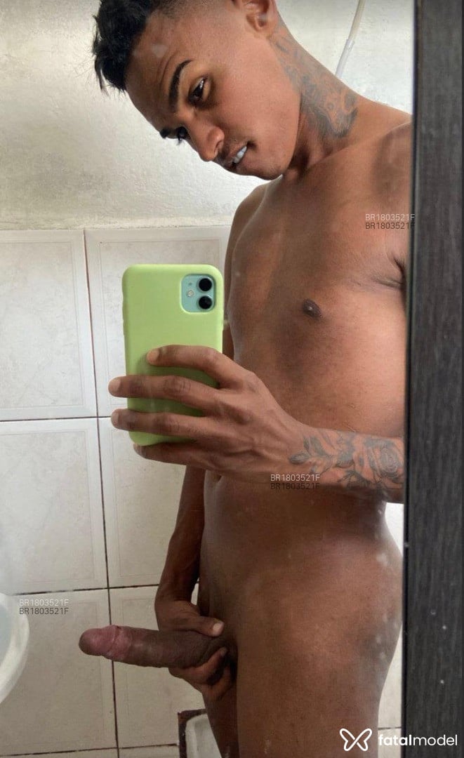 Acompanhante homem morena (o) de olhos castanhos em Osasco Acompanhante homem morena (o) de olhos castanhos em Osasco - Diogo Melo