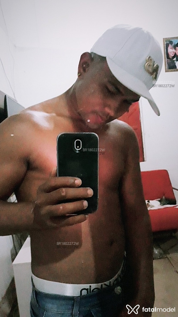 Acompanhante homem morena (o) de olhos mel em Virtual - Baiano