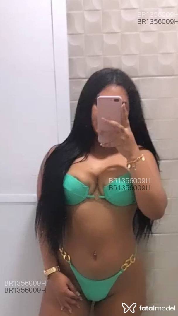 Acompanhante mulher morena (o) de olhos castanhos em Uberlândia - Yara Santana