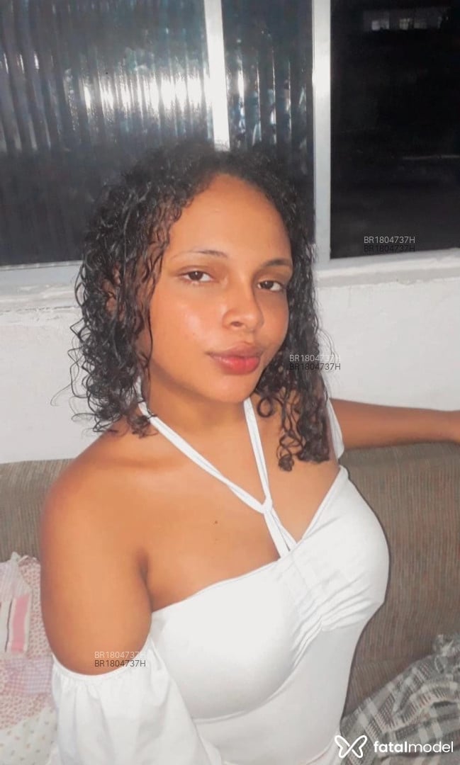 Acompanhante mulher morena (o) de olhos castanhos em Rio de Janeiro - Sophia Salazar