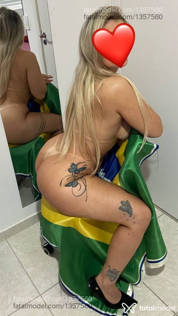 Acompanhante mulher loira (o) de olhos castanhos - Raquelzinha