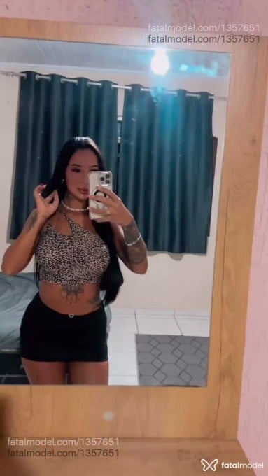 Acompanhante mulher morena (o) de olhos mel em Volta Redonda - Penélopy