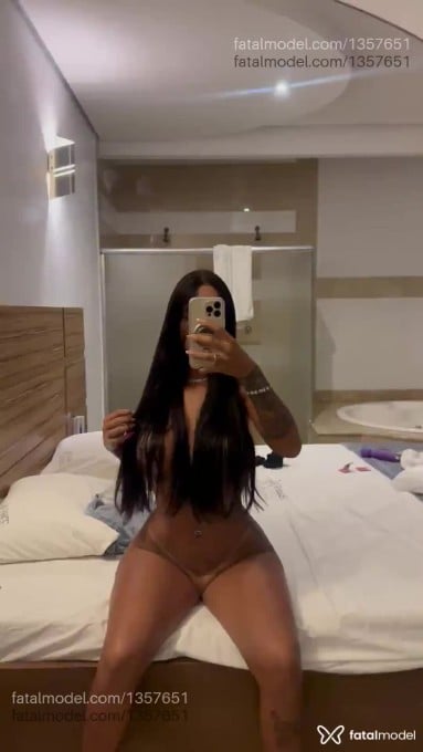 Acompanhante mulher morena (o) de olhos mel em Volta Redonda - Penélopy