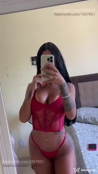 Acompanhante mulher morena (o) de olhos mel em Volta Redonda - Penélopy