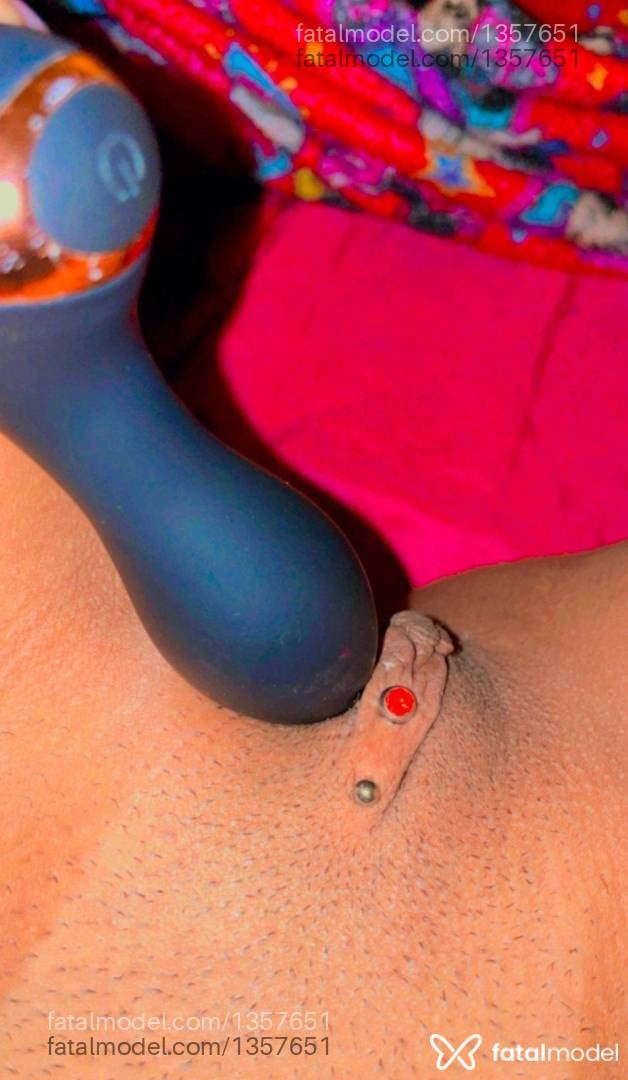 Acompanhante mulher morena (o) de olhos mel em Volta Redonda - Penélopy