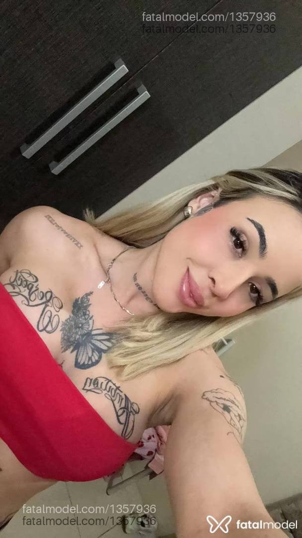 Acompanhante mulher loira (o) de olhos castanhos - Luana Ferrari