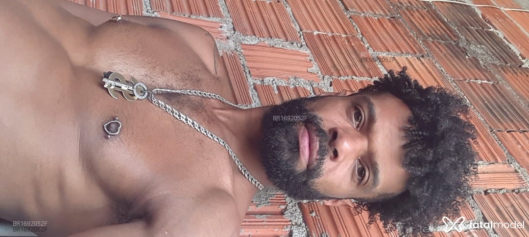 Acompanhante homem com cabelo castanho de olhos castanhos em São Paulo - Leleco