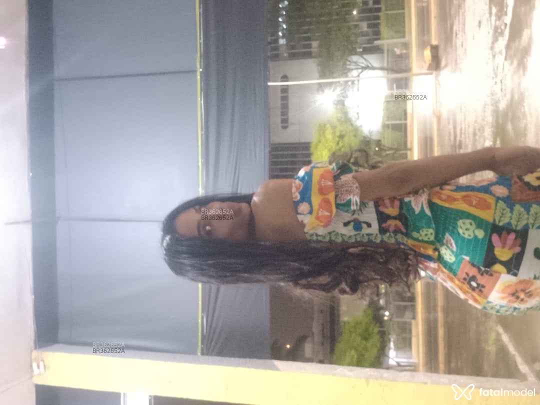 Acompanhante travesti morena (o) de olhos castanhos em Brasília - Kelly maria