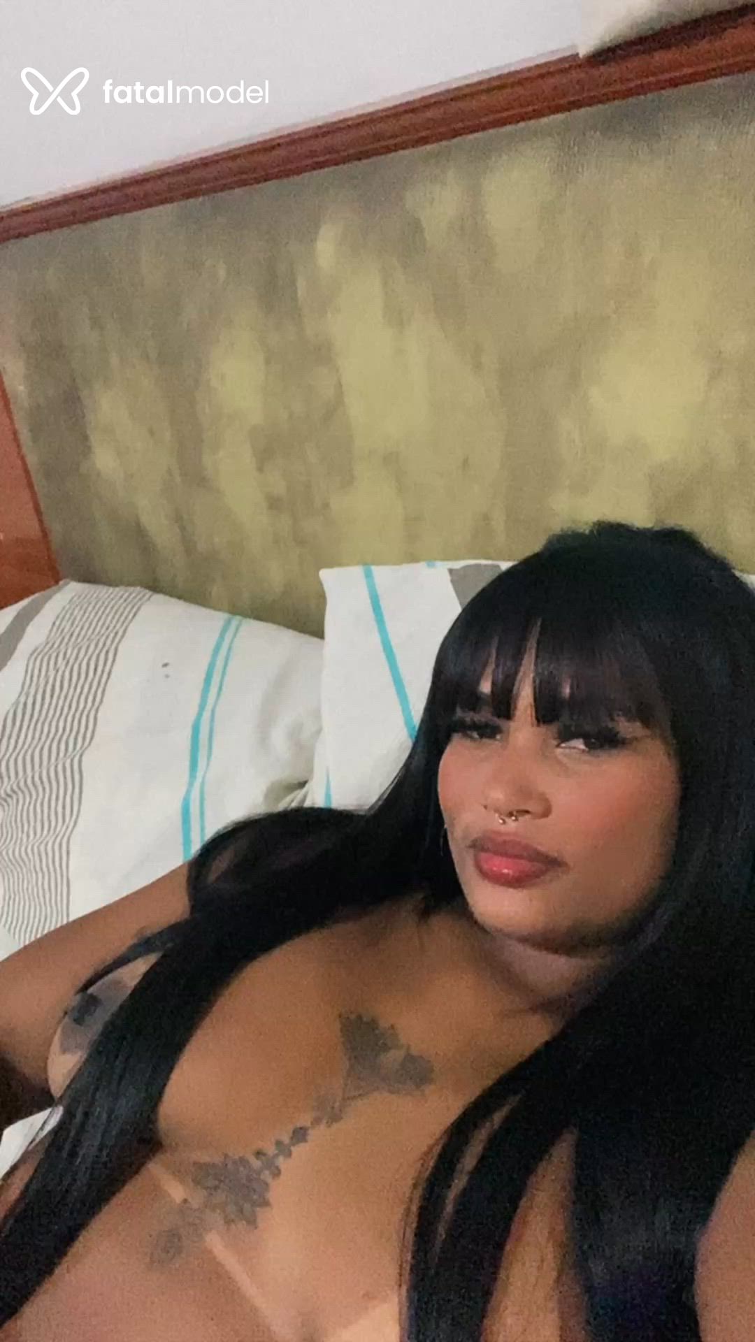 Acompanhante mulher morena (o) de olhos castanhos em São Paulo Acompanhante mulher morena (o) de olhos castanhos em São Paulo - Morena