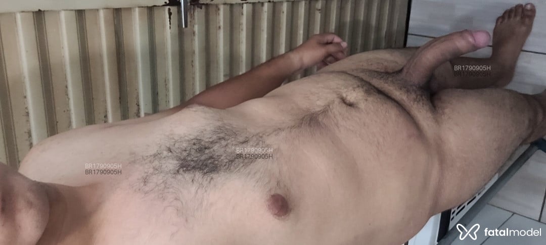 Acompanhante homem morena (o) de olhos pretos em Canarana Acompanhante homem morena (o) de olhos pretos em Canarana - Mathias