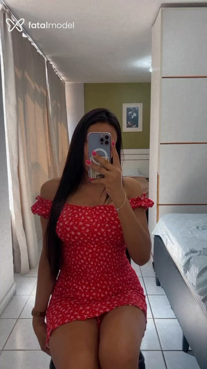 Acompanhante mulher trans morena (o) de olhos pretos - Aline Martins