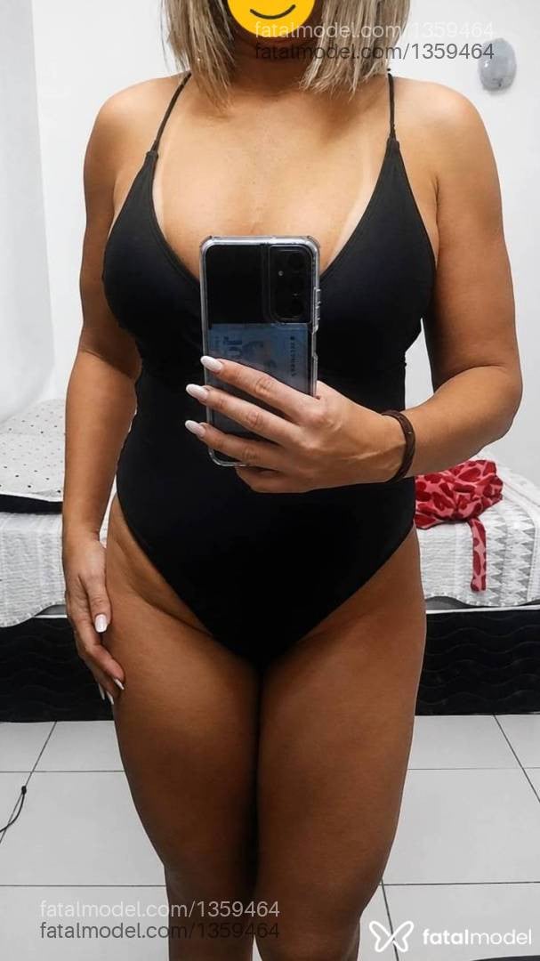 Acompanhante mulher loira (o) de olhos castanhos em Lorena - Flávia
