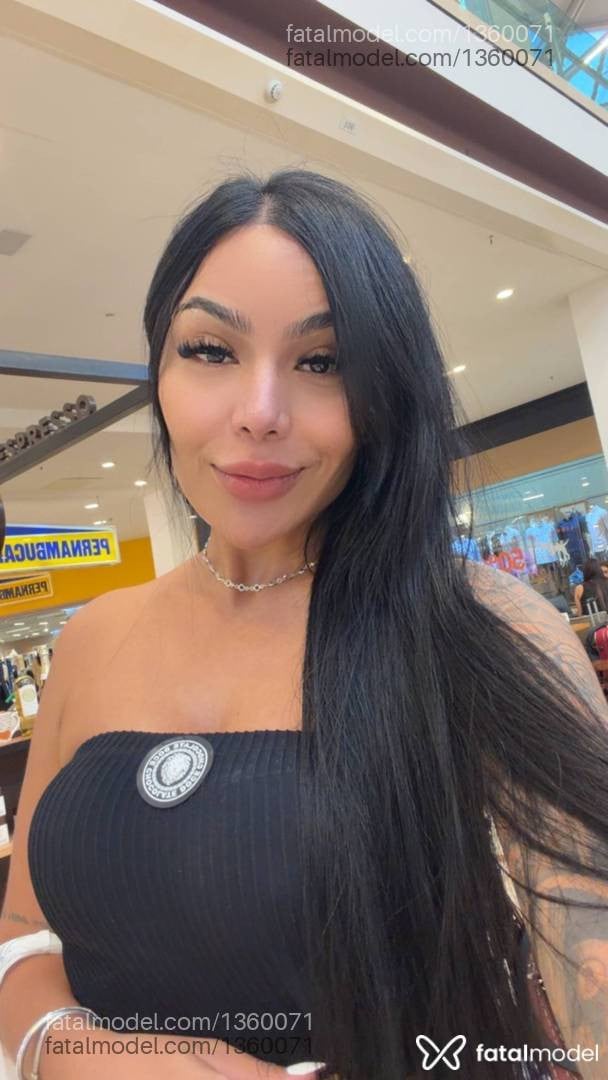 Acompanhante mulher morena (o) de olhos castanhos - Thay Duarte