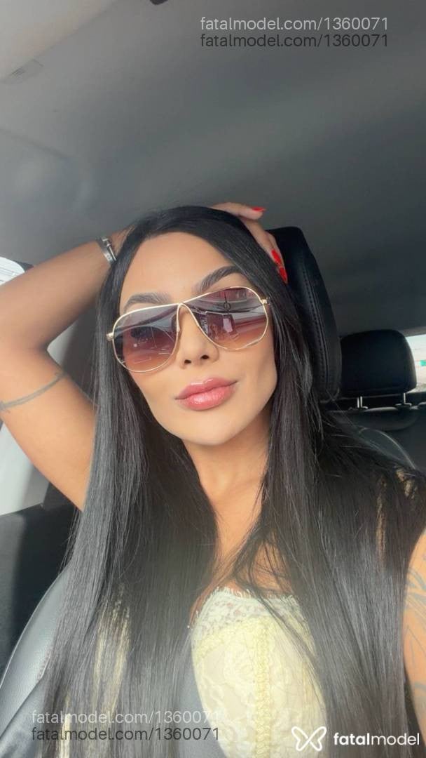 Acompanhante mulher morena (o) de olhos castanhos - Thay Duarte