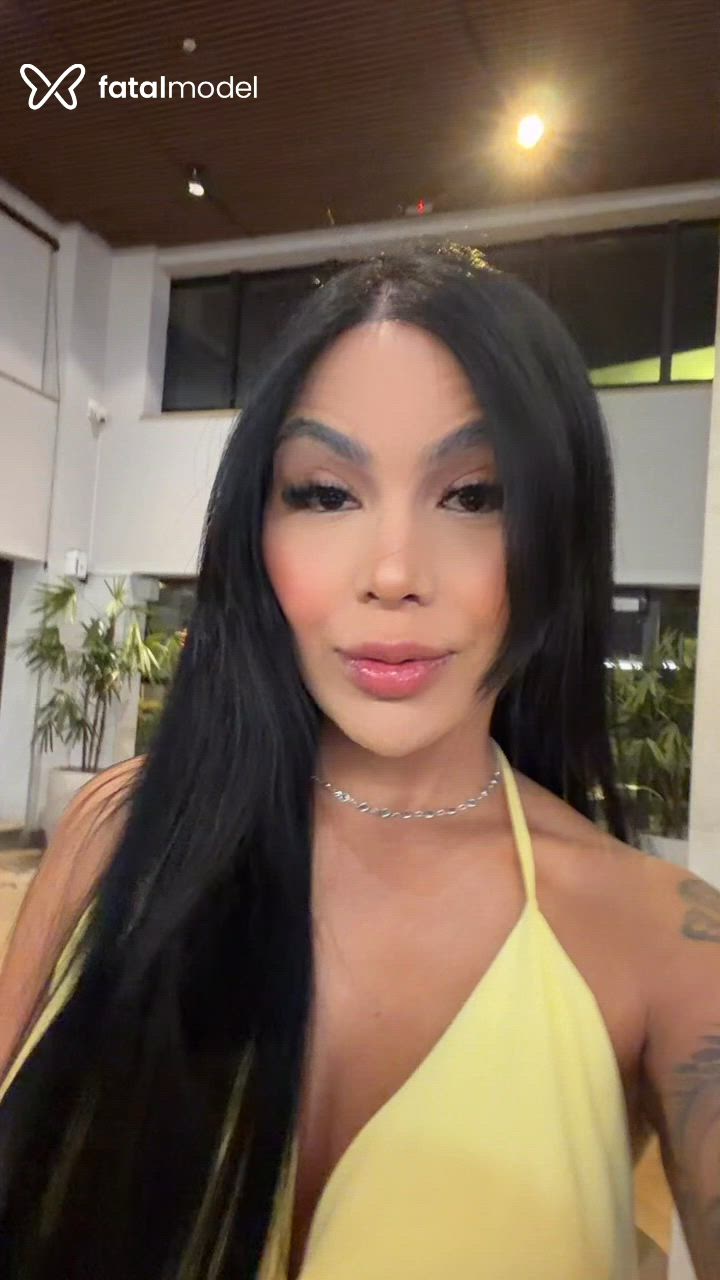 Acompanhante mulher morena (o) de olhos castanhos - Thay Duarte