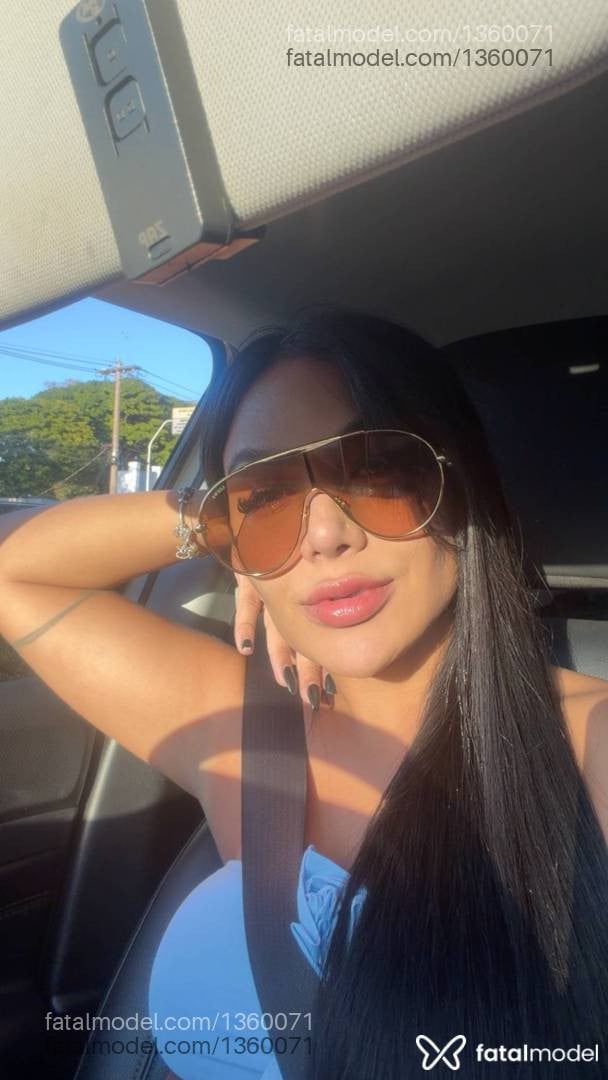 Acompanhante mulher morena (o) de olhos castanhos - Thay Duarte Acompanhante mulher morena (o) de olhos castanhos - Thay Duarte