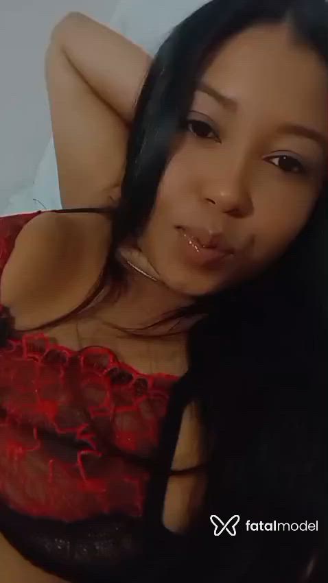 Acompanhante mulher morena (o) de olhos pretos - Fernandaa Melluo