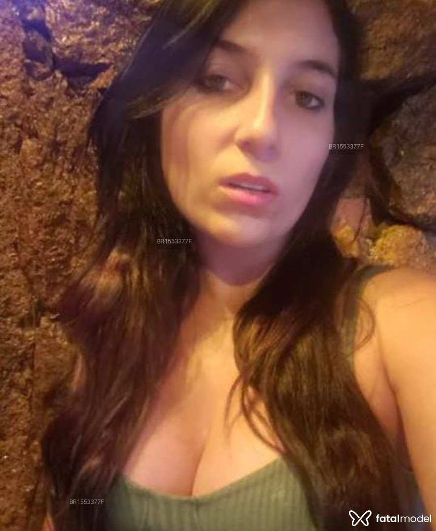 Acompanhante mulher morena (o) de olhos mel em São Paulo Acompanhante mulher morena (o) de olhos mel em São Paulo - Lolla Helen