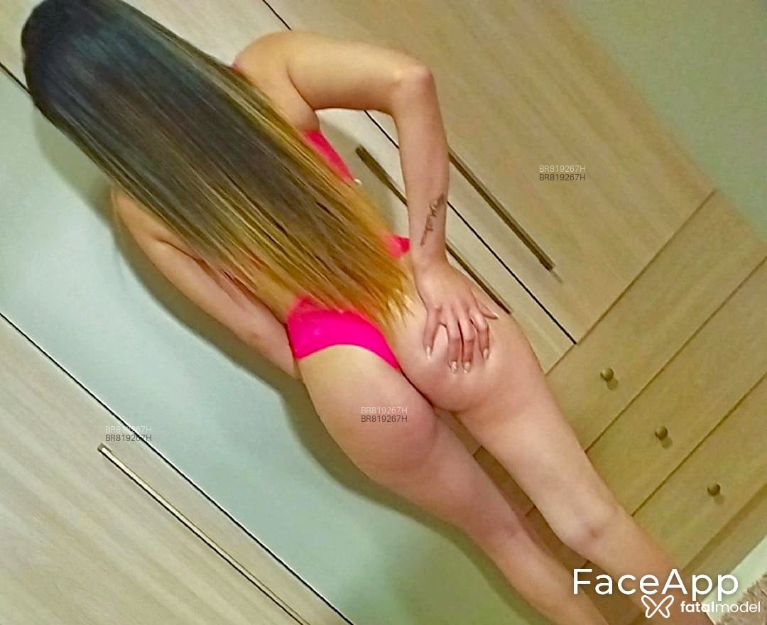 Acompanhante mulher morena (o) de olhos mel em Passo Fundo Acompanhante mulher morena (o) de olhos mel em Passo Fundo - Emanuelle Goulart