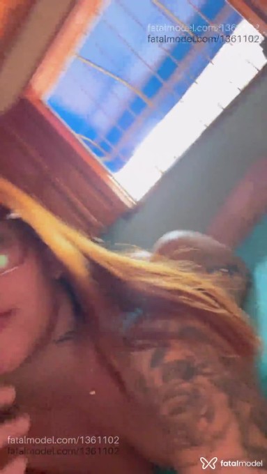 Acompanhante mulher ruiva (o) de olhos castanhos em Araxá - Eriika Oliver