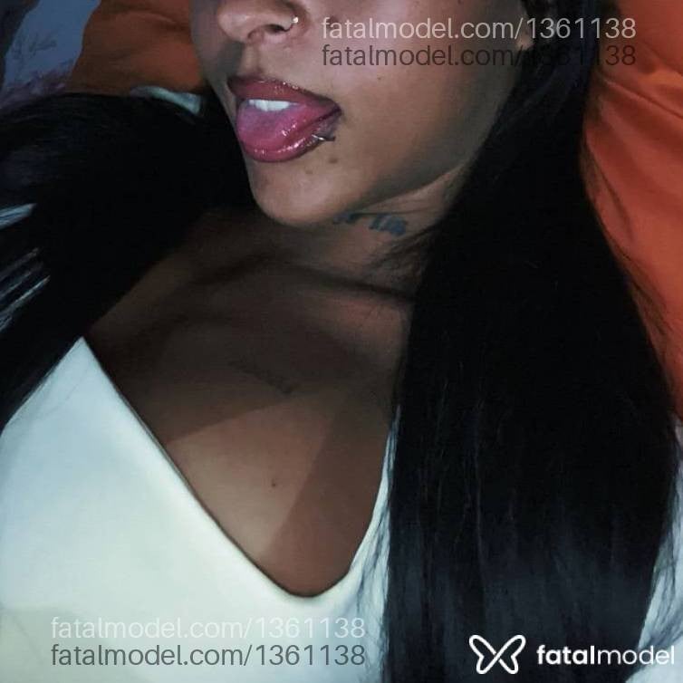 Acompanhante mulher loira (o) de olhos verdes em Volta Redonda - Larissa mattos