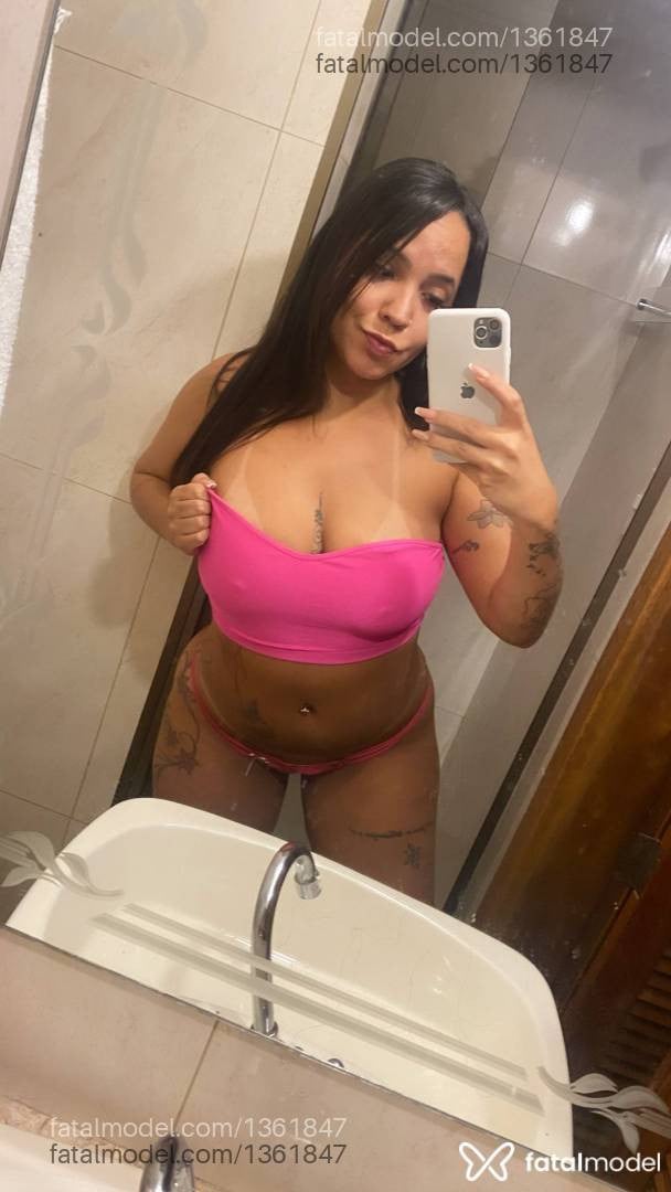 Acompanhante mulher morena (o) de olhos castanhos em São João Del Rei - Izadora Garcia