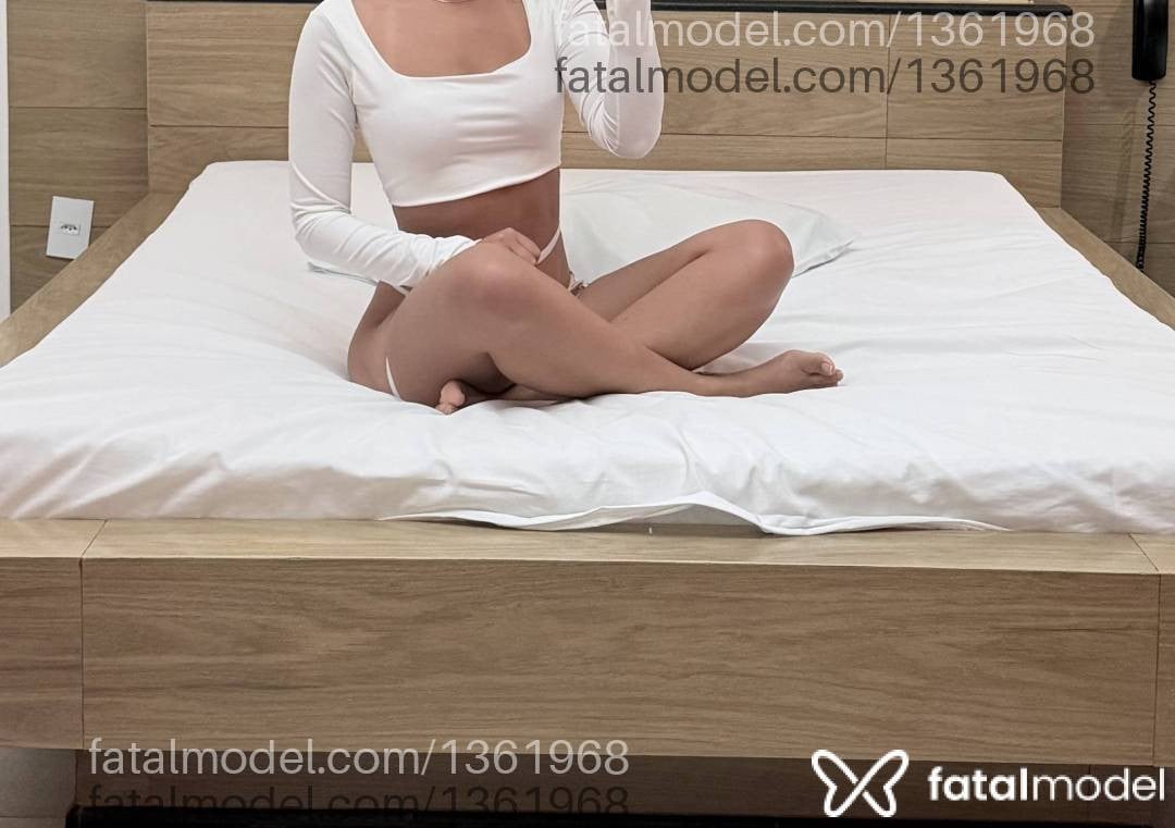 Acompanhante mulher com cabelo castanho de olhos castanhos - Olívia Acompanhante mulher com cabelo castanho de olhos castanhos - Olívia