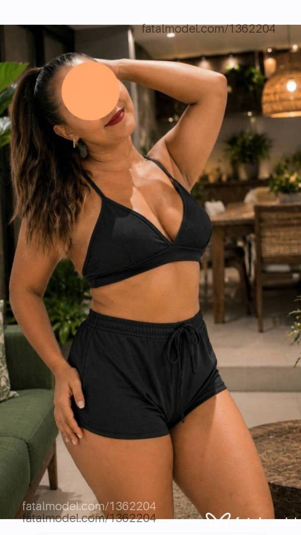 Acompanhante mulher ruiva (o) de olhos mel - Adriana alves