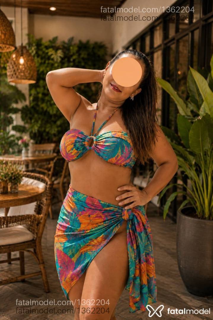 Acompanhante mulher ruiva (o) de olhos mel - Adriana alves