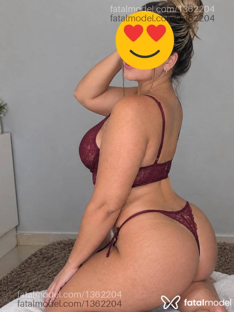 Acompanhante mulher ruiva (o) de olhos mel - Adriana alves