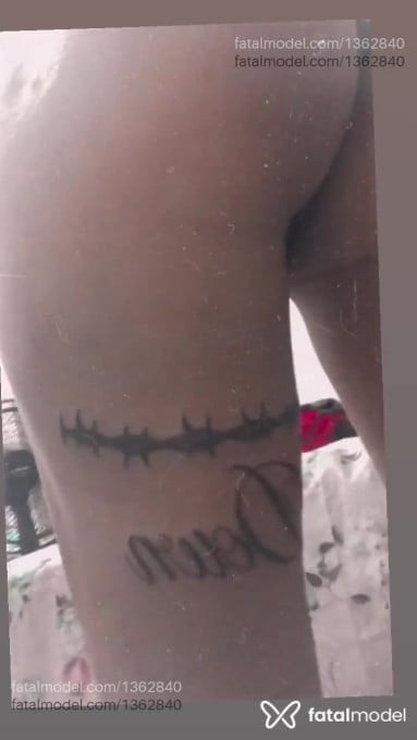 Acompanhante mulher morena (o) de olhos pretos - Niina Acompanhante mulher morena (o) de olhos pretos - Niina