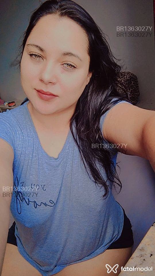 Acompanhante mulher morena (o) de olhos verdes em Balneário Camboriú Acompanhante mulher morena (o) de olhos verdes em Balneário Camboriú - Lisa Harmony