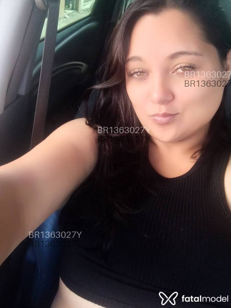Acompanhante mulher morena (o) de olhos verdes em Balneário Camboriú Acompanhante mulher morena (o) de olhos verdes em Balneário Camboriú - Lisa Harmony