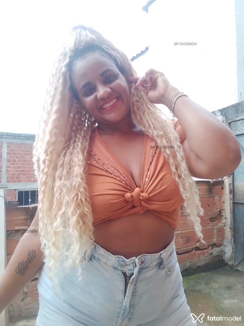 Acompanhante mulher com cabelo castanho de olhos castanhos em Rio de Janeiro - Rejane