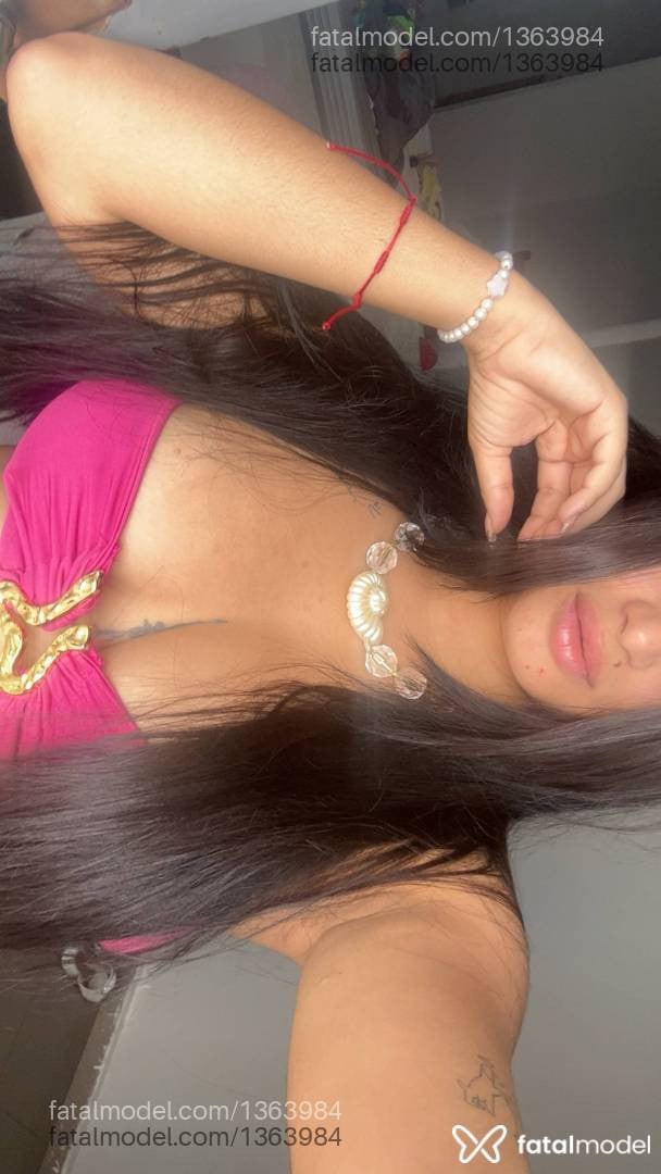 Acompanhante mulher morena (o) de olhos castanhos - Maju