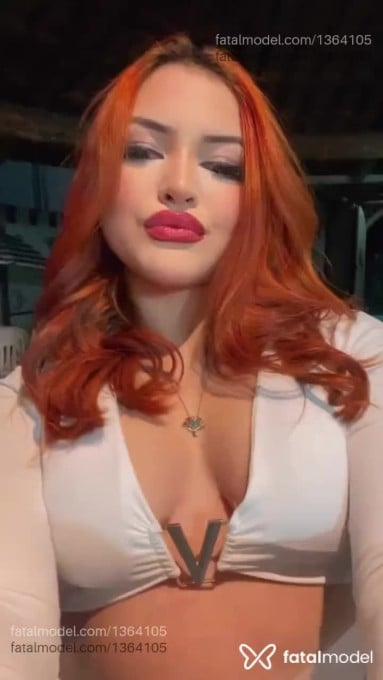 Acompanhante mulher ruiva (o) de olhos castanhos em Tubarão Acompanhante mulher ruiva (o) de olhos castanhos em Tubarão - Aghata Momm