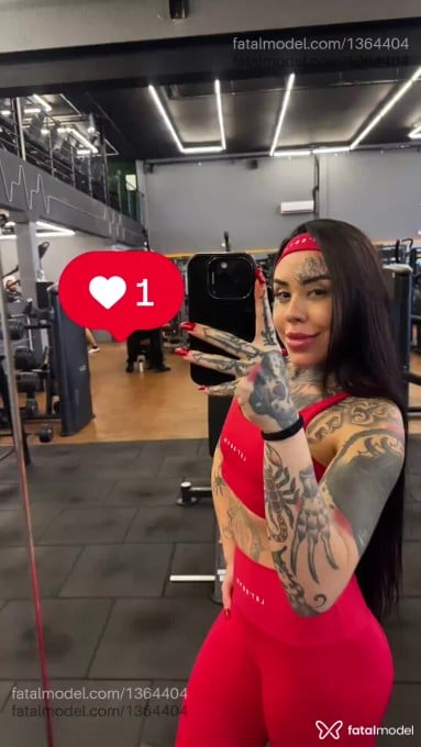 Acompanhante mulher morena (o) de olhos castanhos em Itajaí - Sofia