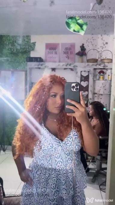 Acompanhante mulher trans com cabelo castanho de olhos castanhos - Bellla deusaaaa