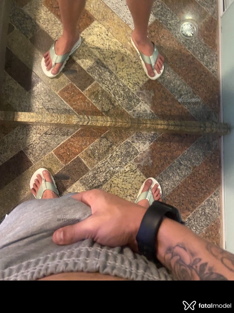 Acompanhante homem com cabelo castanho de olhos azuis em Campos dos Goytacazes Acompanhante homem com cabelo castanho de olhos azuis em Campos dos Goytacazes - Ander