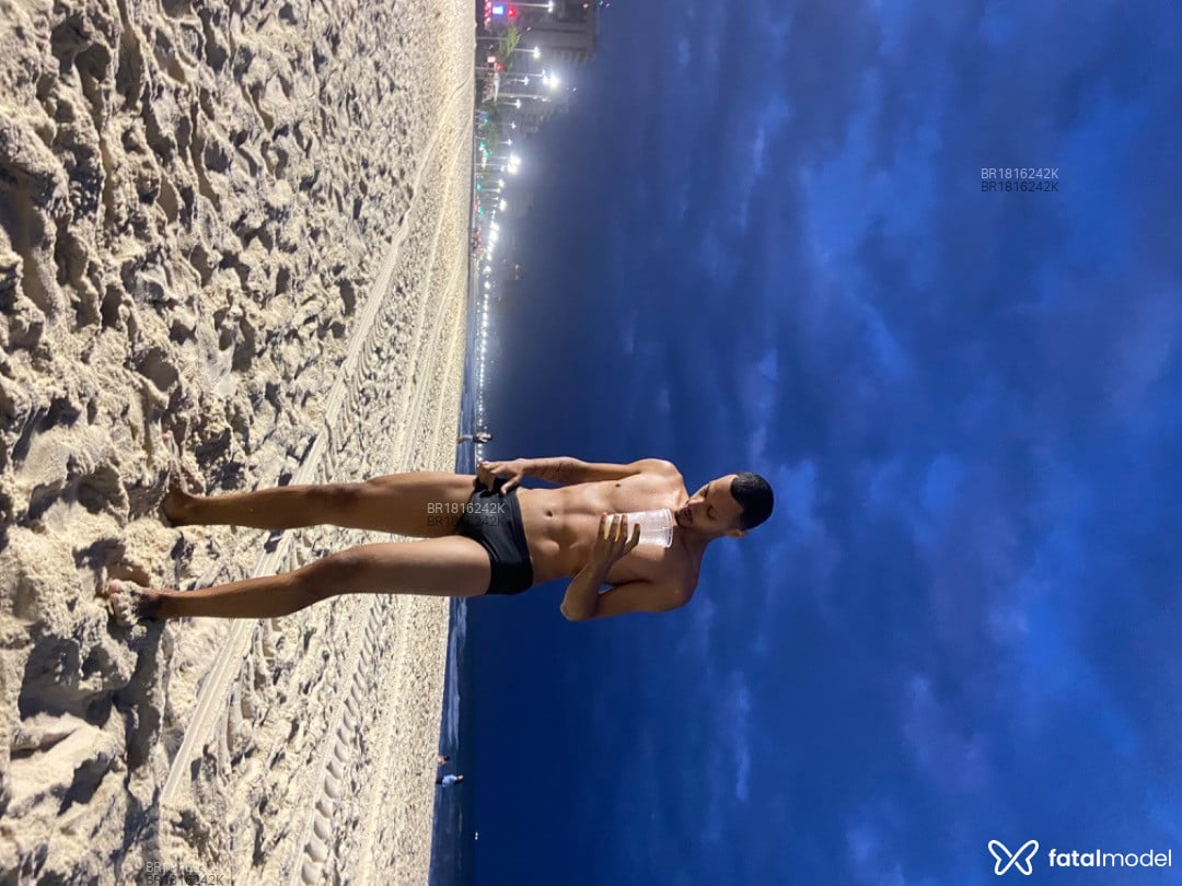 Acompanhante homem morena (o) de olhos pretos - Lucas Silva