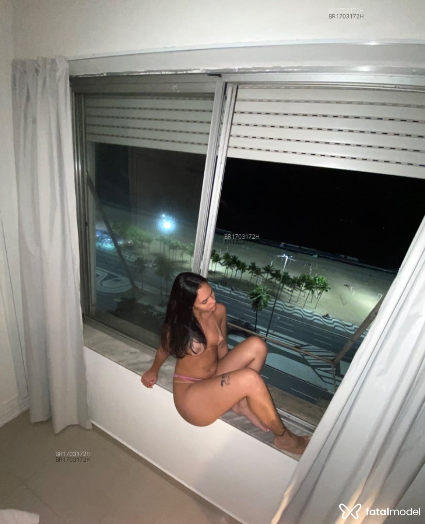 Acompanhante mulher morena (o) de olhos castanhos em Barbacena - rafaela
