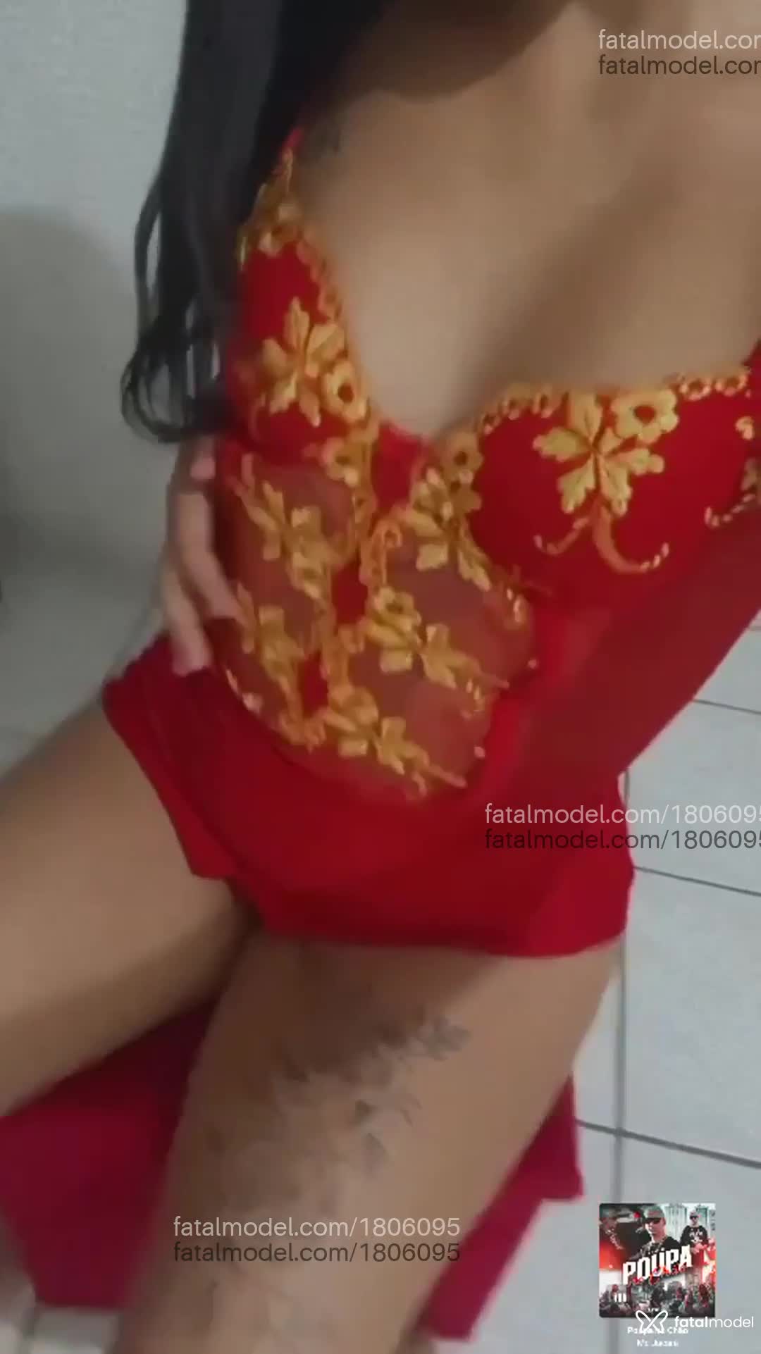 Acompanhante mulher morena (o) de olhos pretos em Maringá - Carol