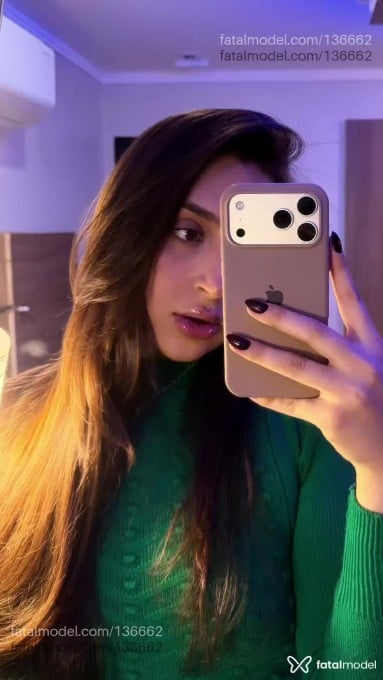 Acompanhante mulher trans com cabelo castanho de olhos castanhos em Araraquara - Ghiovana