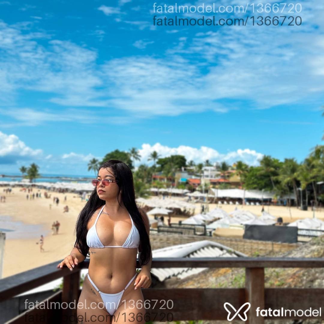 Acompanhante mulher morena (o) de olhos castanhos - Lunna Prado