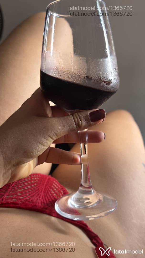 Acompanhante mulher morena (o) de olhos castanhos em Feira de Santana - Lunna Prado