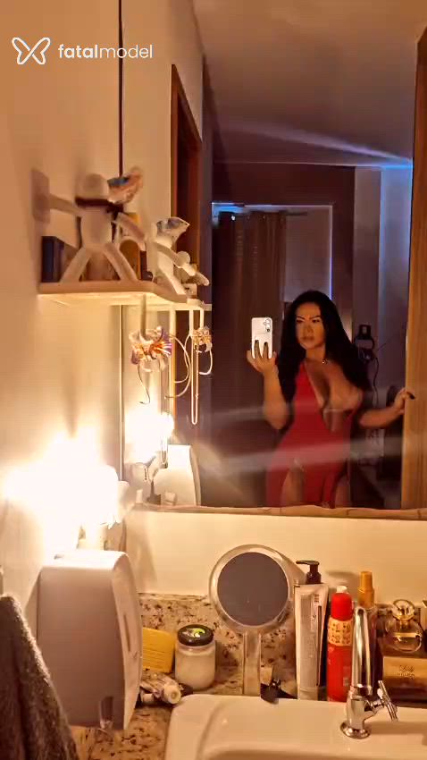 Acompanhante mulher morena (o) de olhos castanhos - Thamy Yuki Acompanhante mulher morena (o) de olhos castanhos - Thamy Yuki
