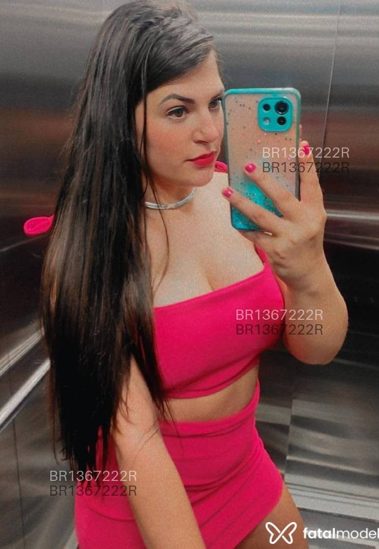 Acompanhante mulher morena (o) de olhos castanhos em Virtual Acompanhante mulher morena (o) de olhos castanhos em Virtual - Morena Ninftta