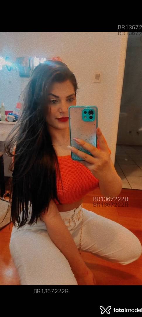 Acompanhante mulher morena (o) de olhos castanhos em Virtual Acompanhante mulher morena (o) de olhos castanhos em Virtual - Morena Ninftta