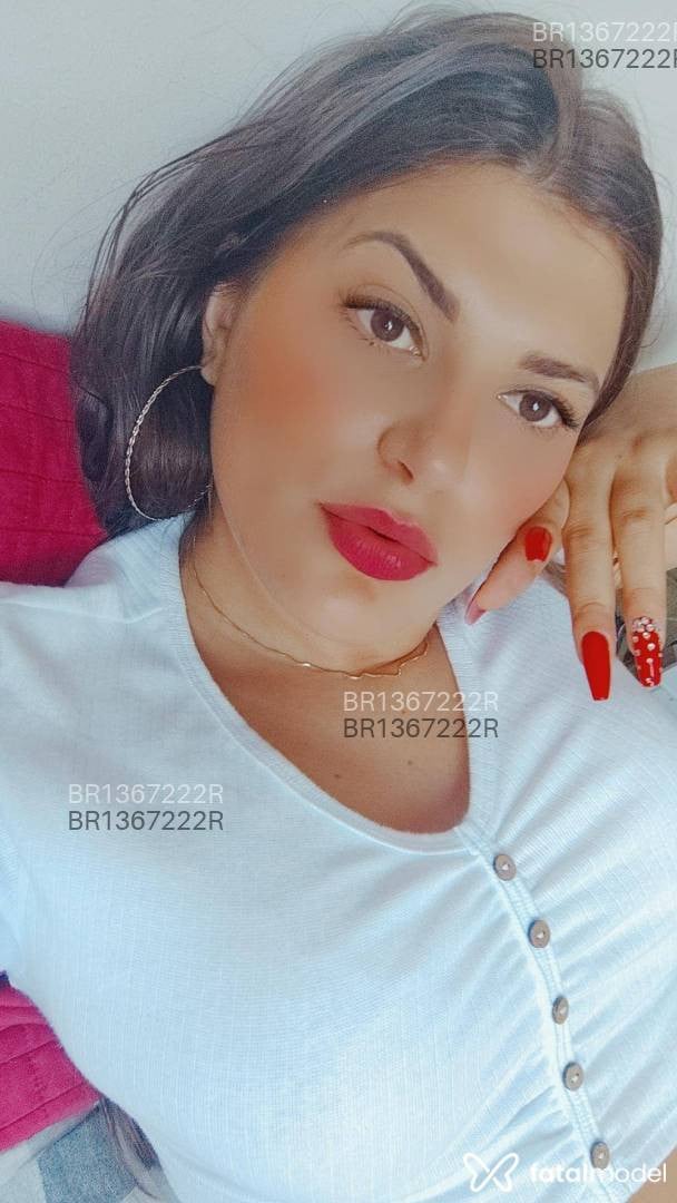 Acompanhante mulher morena (o) de olhos castanhos em Virtual Acompanhante mulher morena (o) de olhos castanhos em Virtual - Morena Ninftta