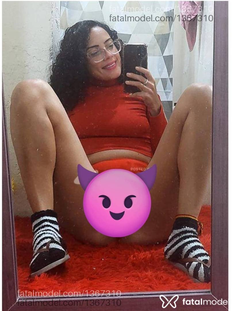 Acompanhante mulher morena (o) de olhos castanhos - Kah